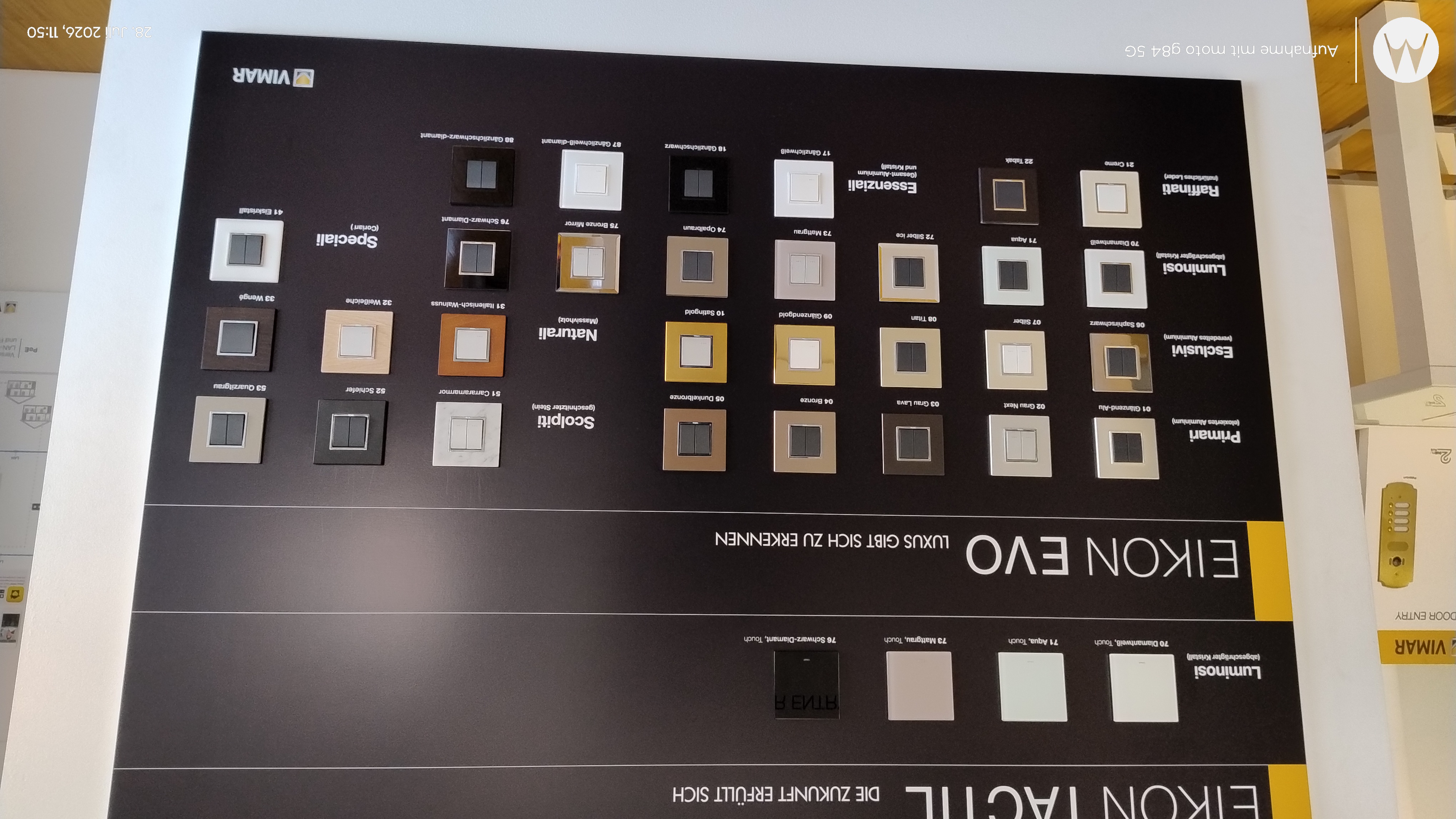 Ausstellungswand mit den Schalterprogrammen EIKON Tactil und EIKON Evo im Haus VIMAR Austria